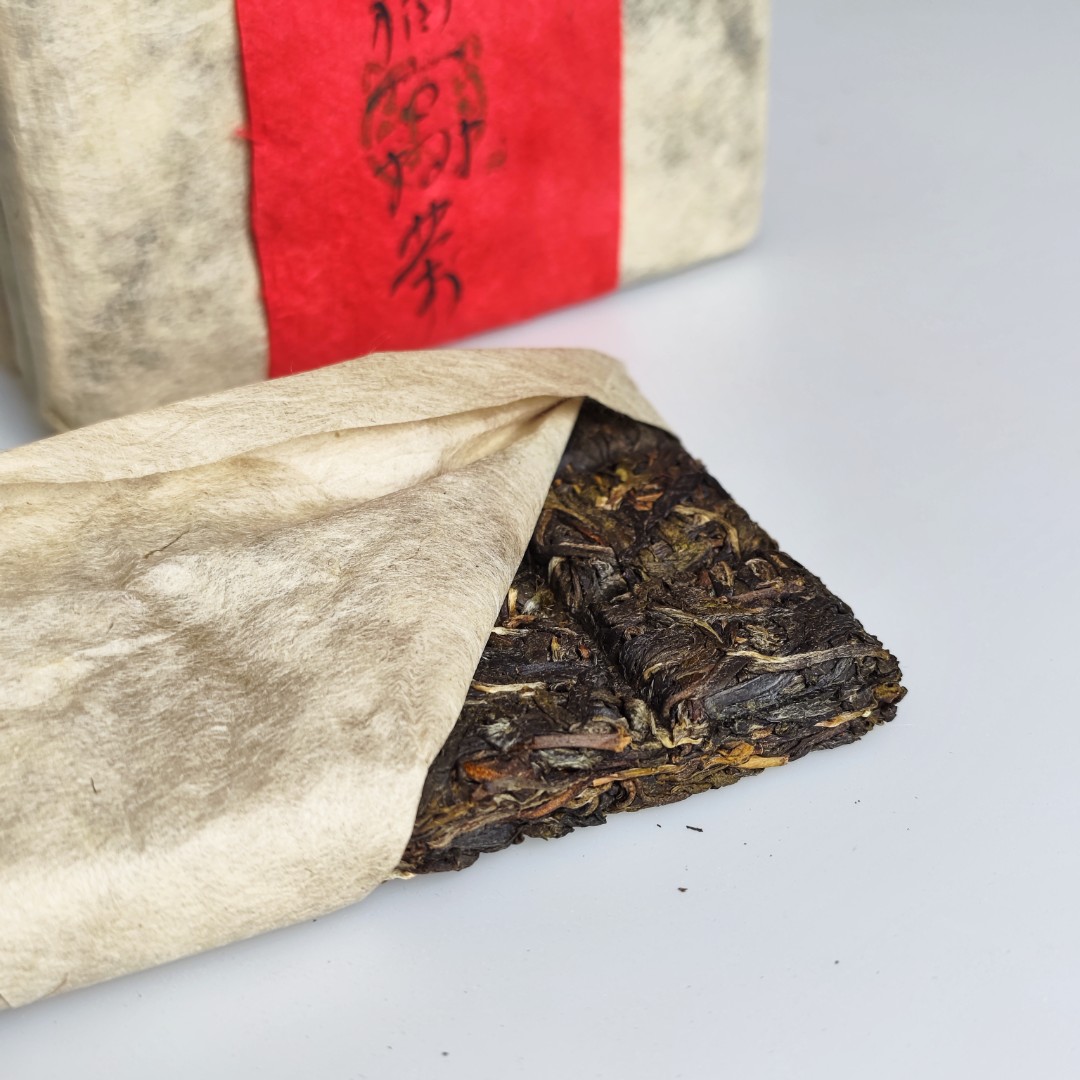 等放漏 ：章外石头箐古树2024春-100克巧克力砖五块500克 03009