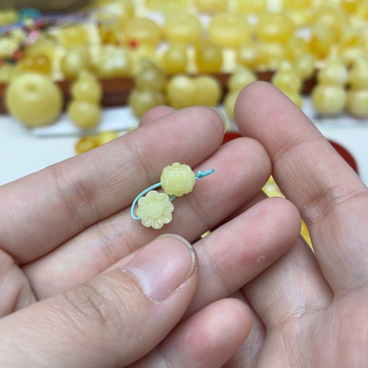 【闪购商品】蜜蜡裸石未镶嵌配饰