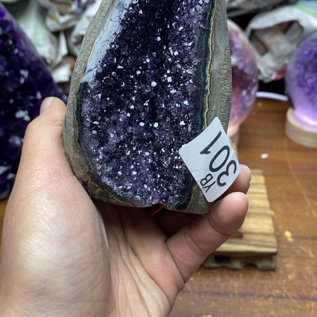 紫晶大型摆件（非配饰）未镶嵌