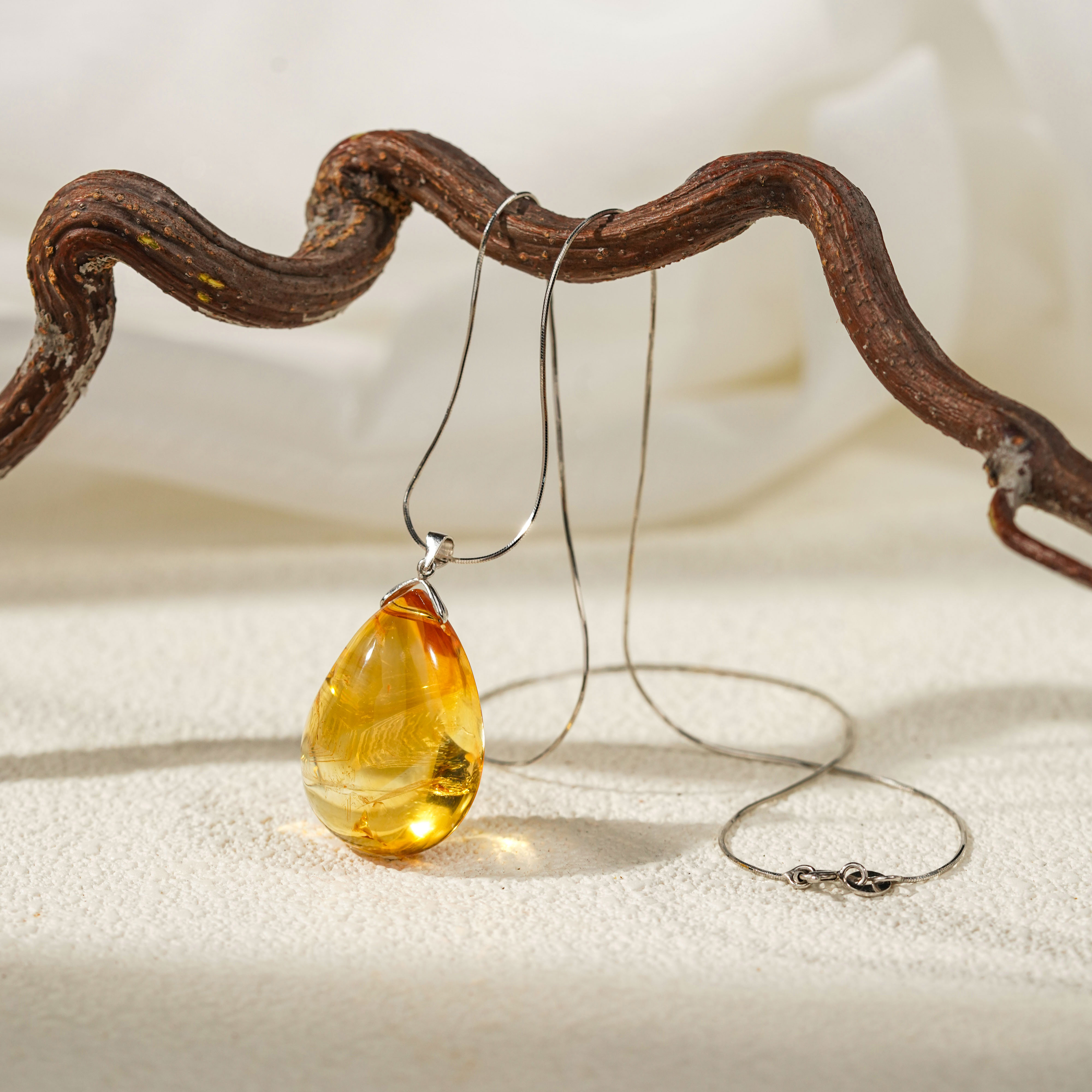 【金生水起】 水晶吊坠 （天然珠宝多样性发其一）