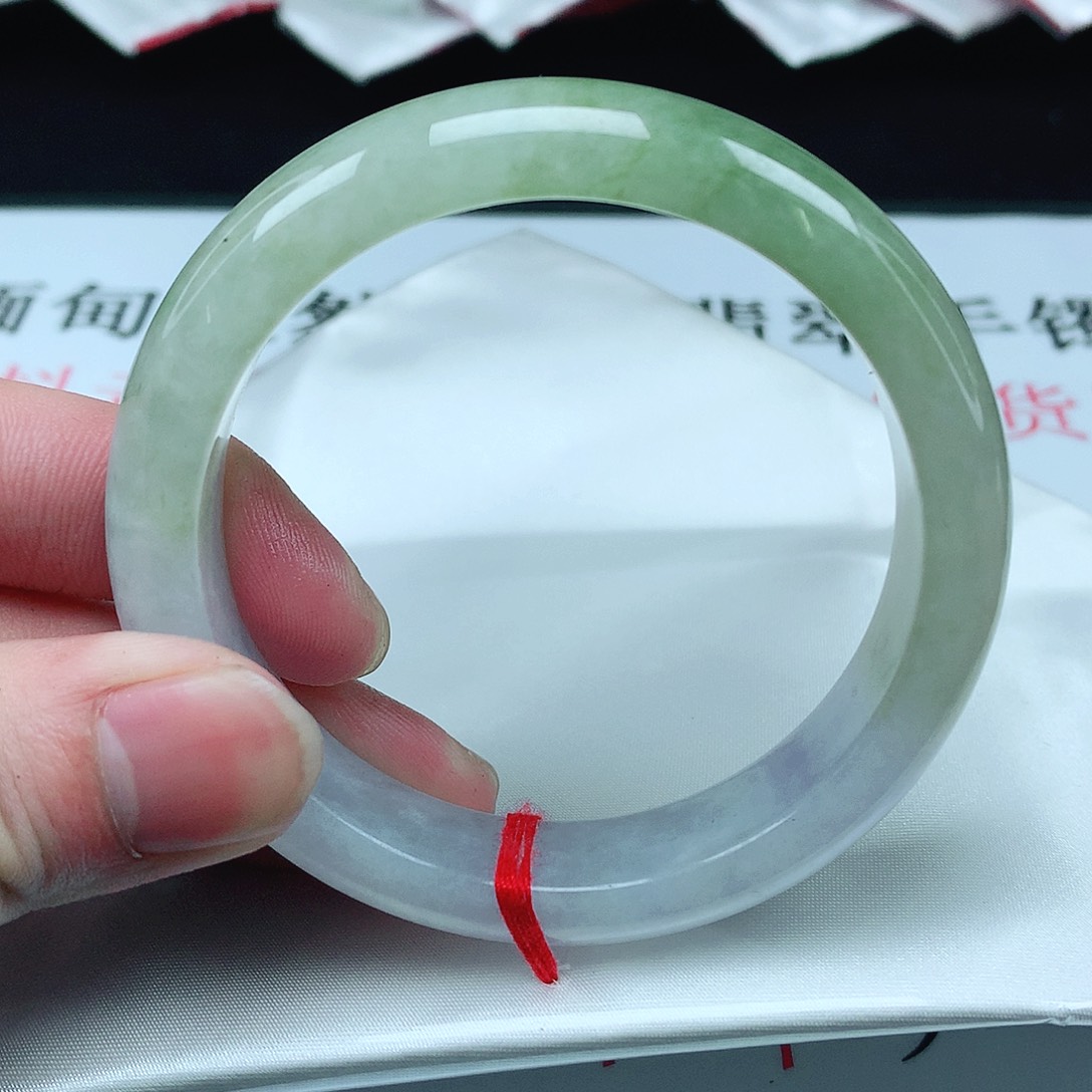 翡翠手镯未镶嵌圈56