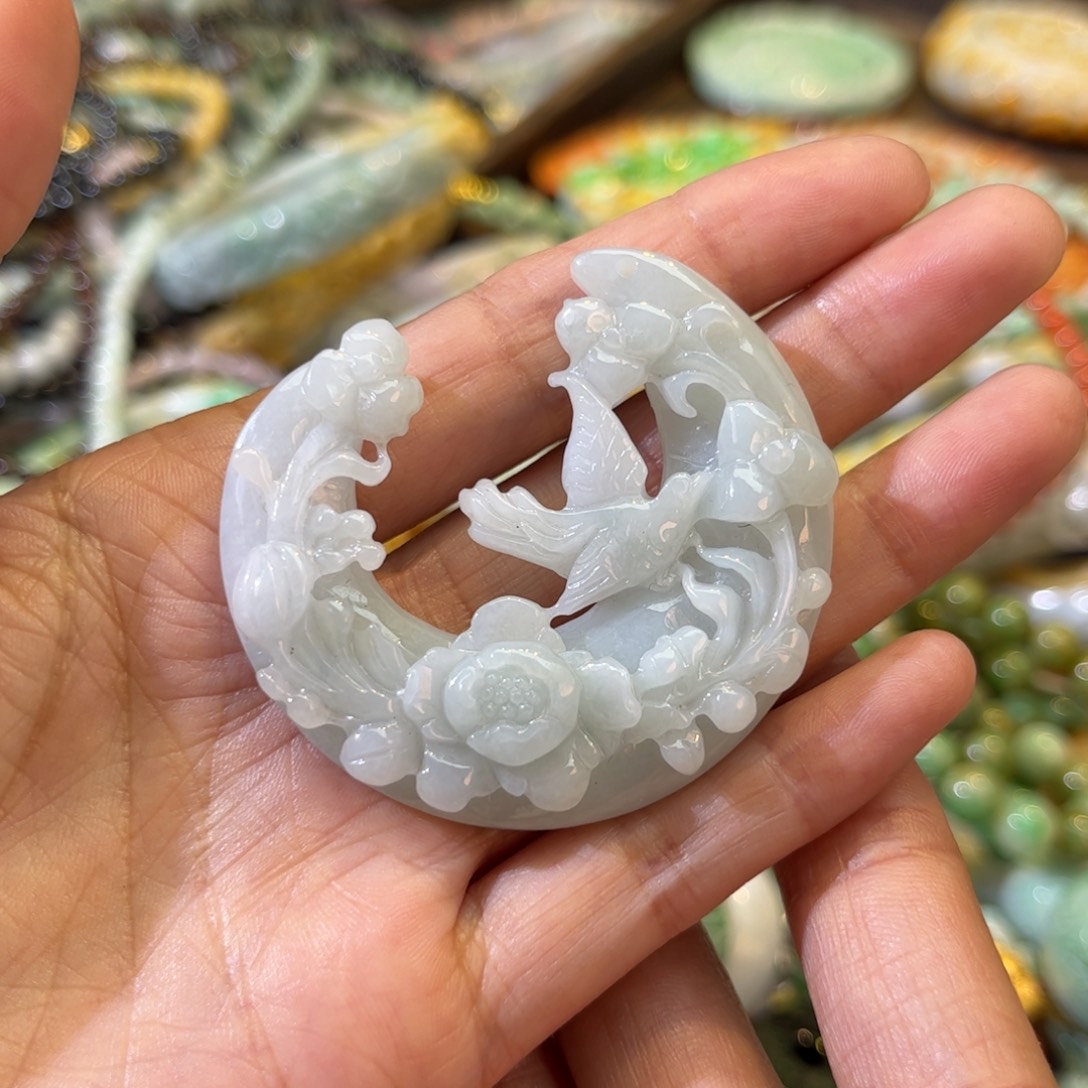 翡翠颈饰未镶嵌待编款