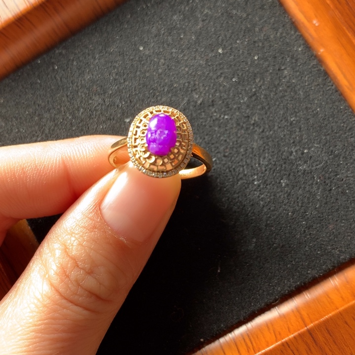 苏纪石（舒俱来）戒指18K金镶嵌