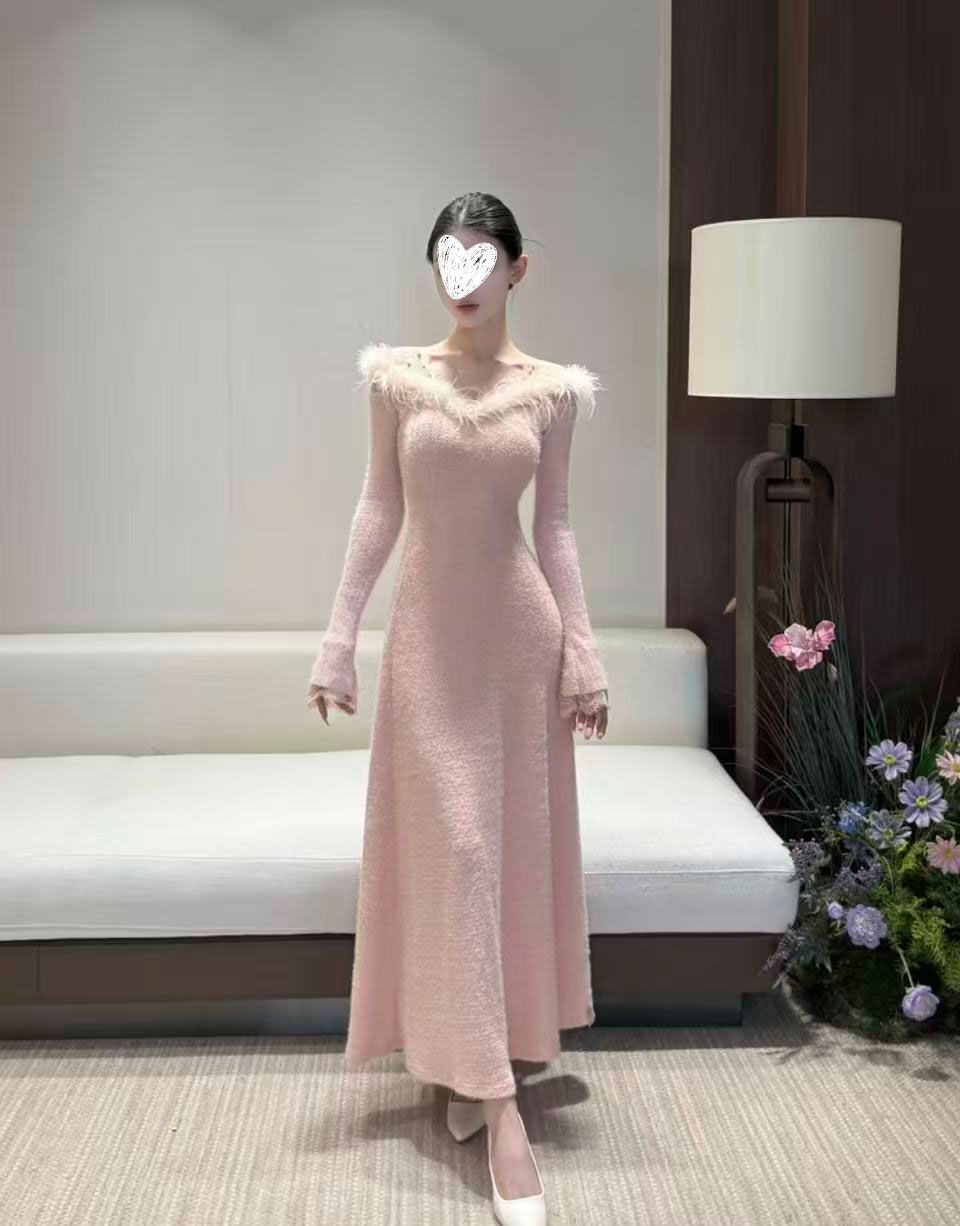 法式温柔风毛毛领连衣裙长袖气质显瘦轻奢打底