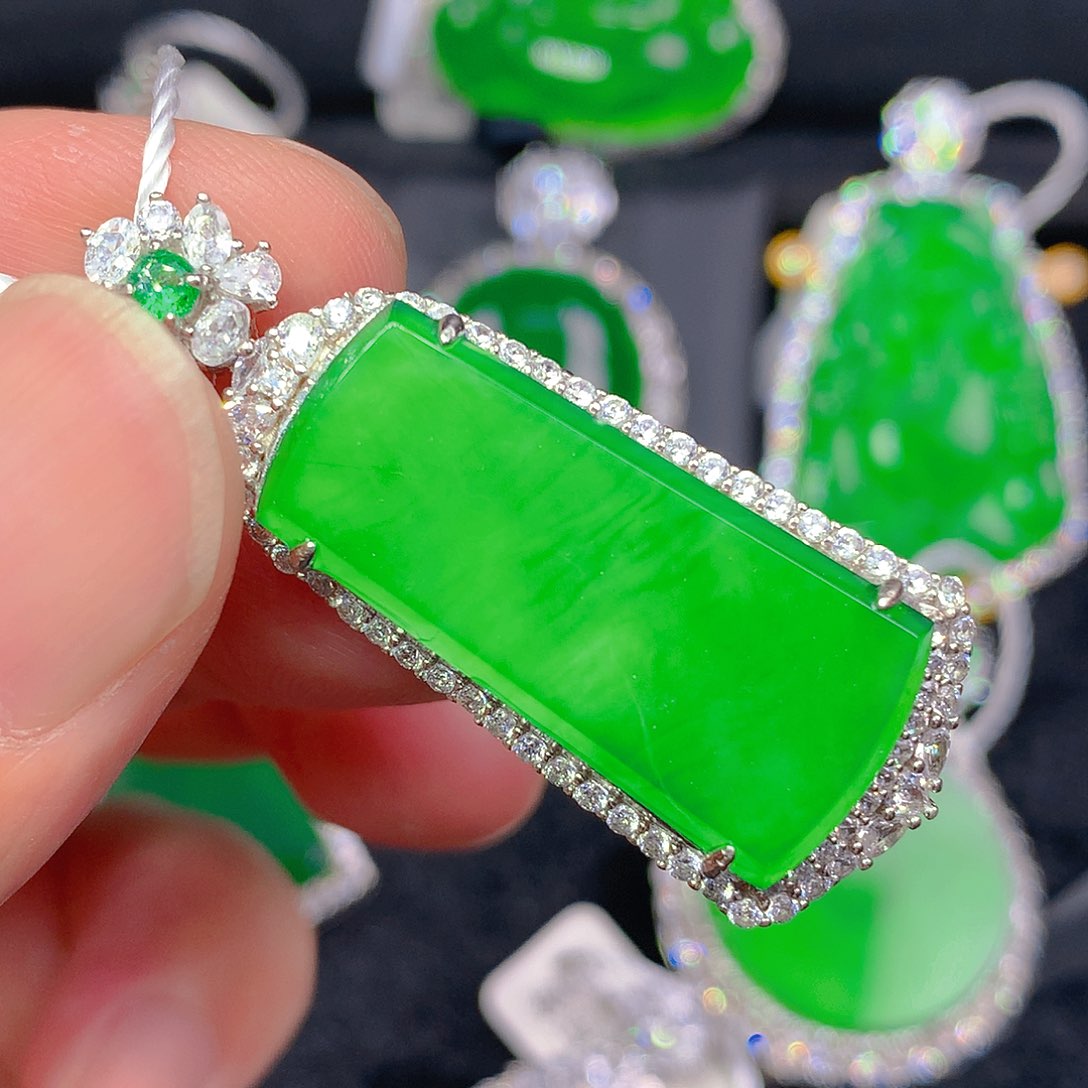 翡翠银S925镶嵌颈饰吊坠