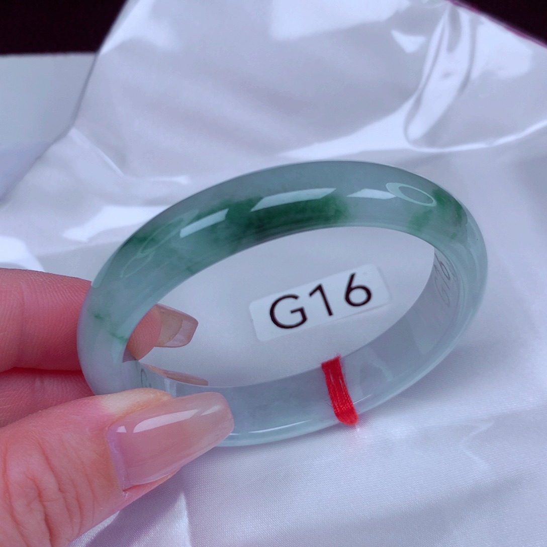 翡翠未镶嵌手镯手镯