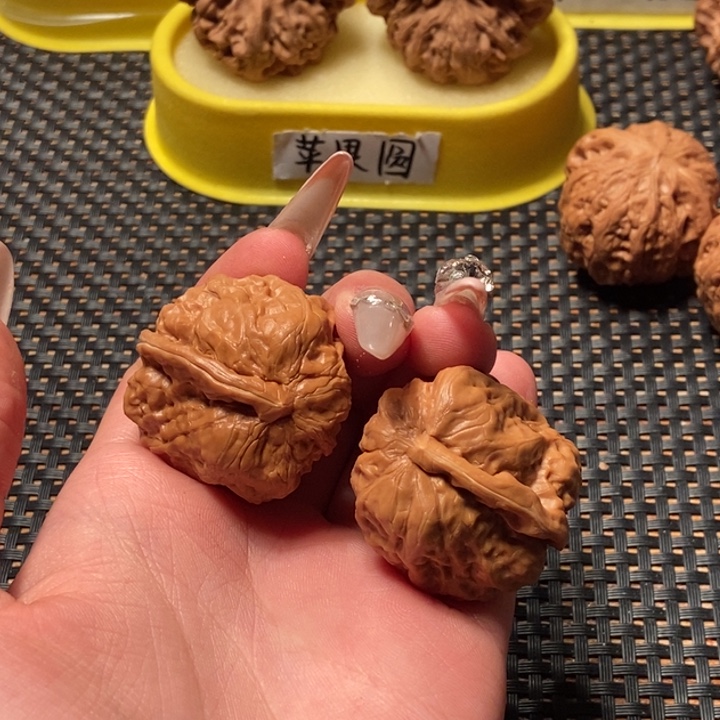 文玩核桃吊坠蛤蟆头一帆风顺