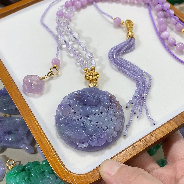 翡翠未镶嵌颈饰翡翠吊坠