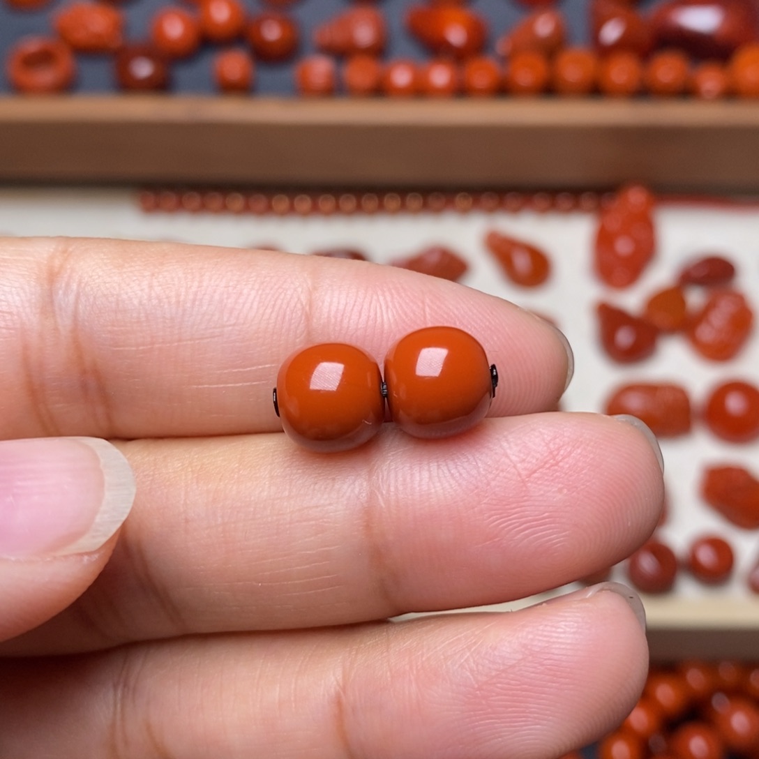 南红玛瑙配饰未镶嵌老型卡9一对