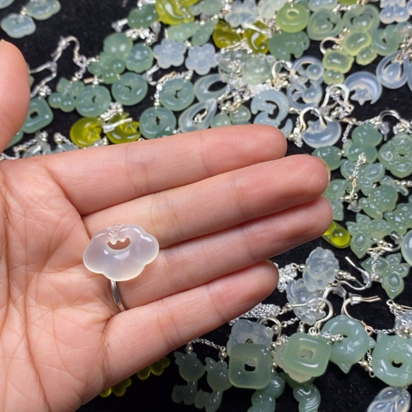 【闪购商品】蛇纹石玉挂件耳饰耳环项链未镶嵌