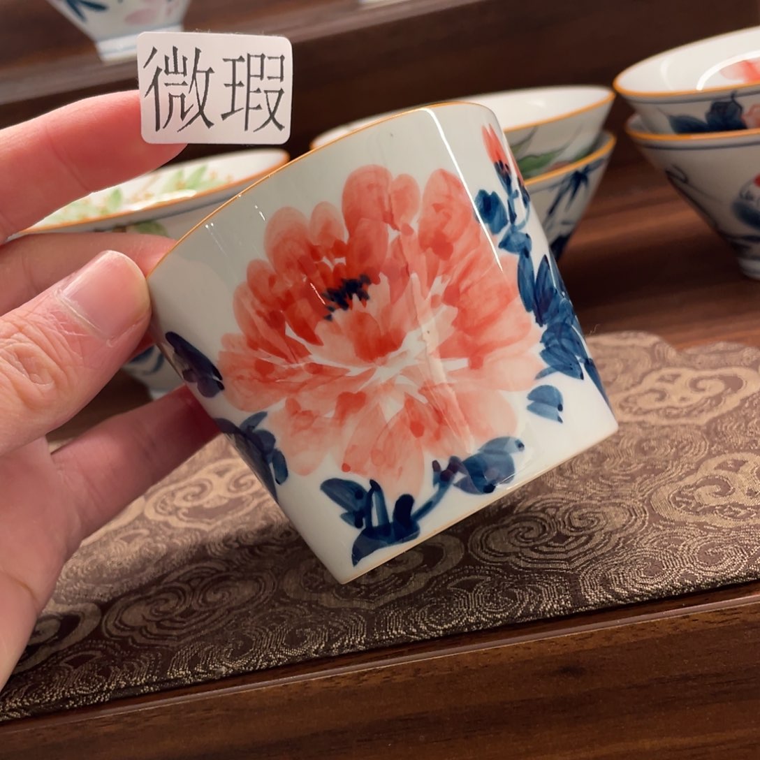 釉下手绘茶具微瑕