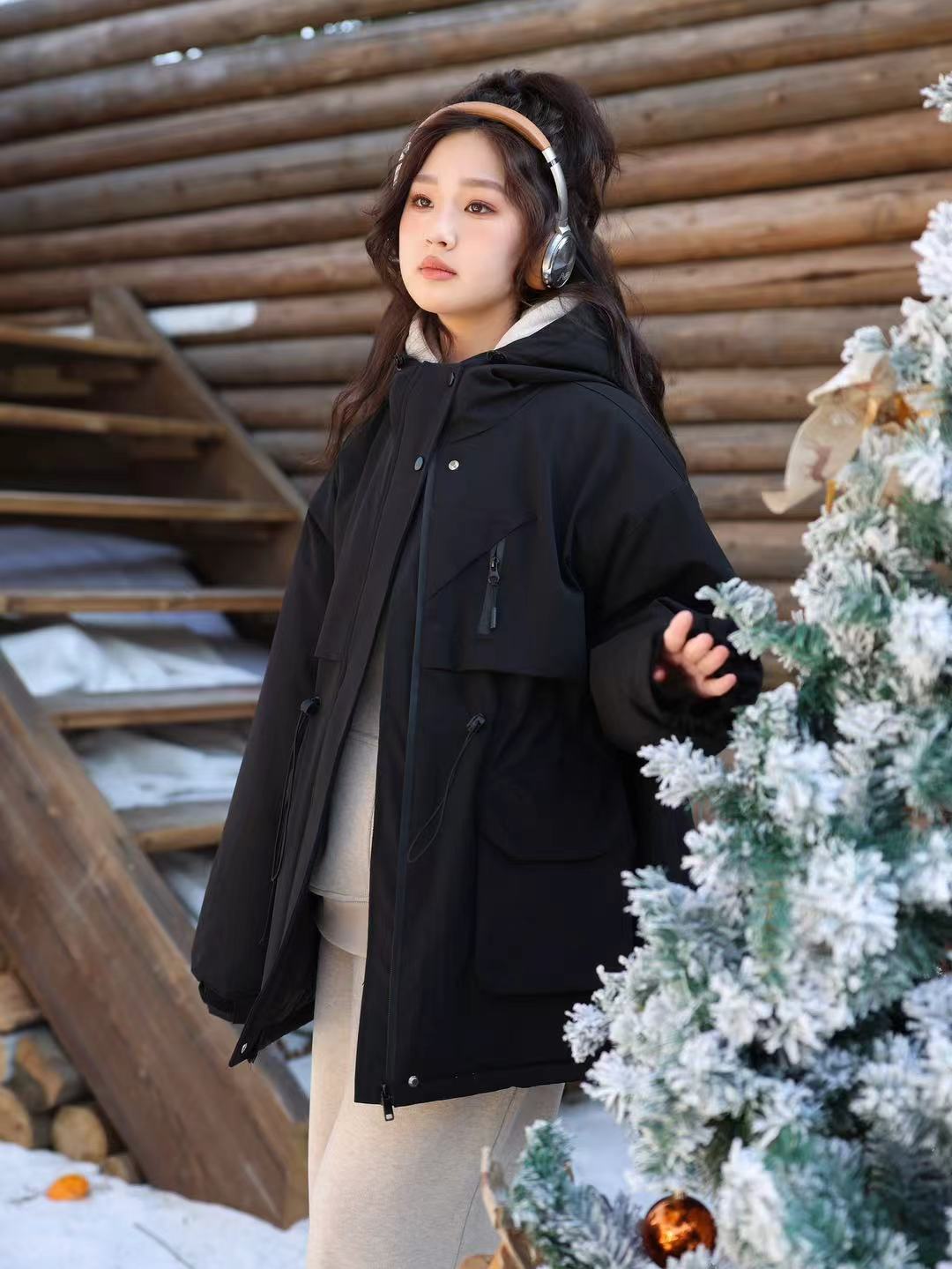 东2025【X】1月3日 男童女童时尚黑色加厚派克服6231-