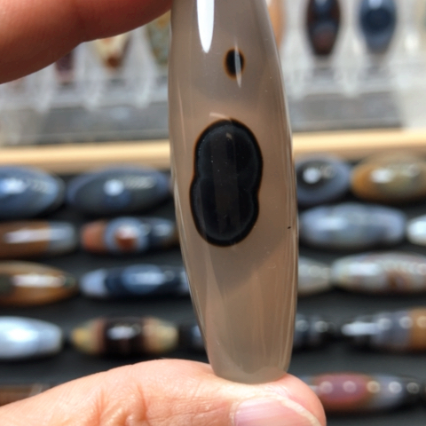 未镶嵌玛瑙/玉髓珠宝半成品