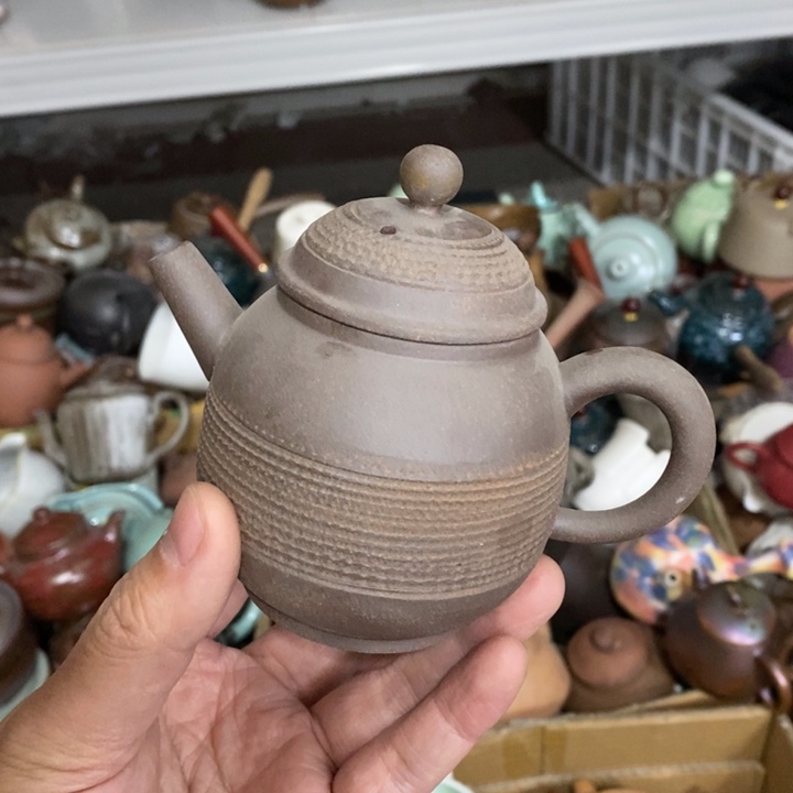 陶瓷艺术品及陶瓷壶