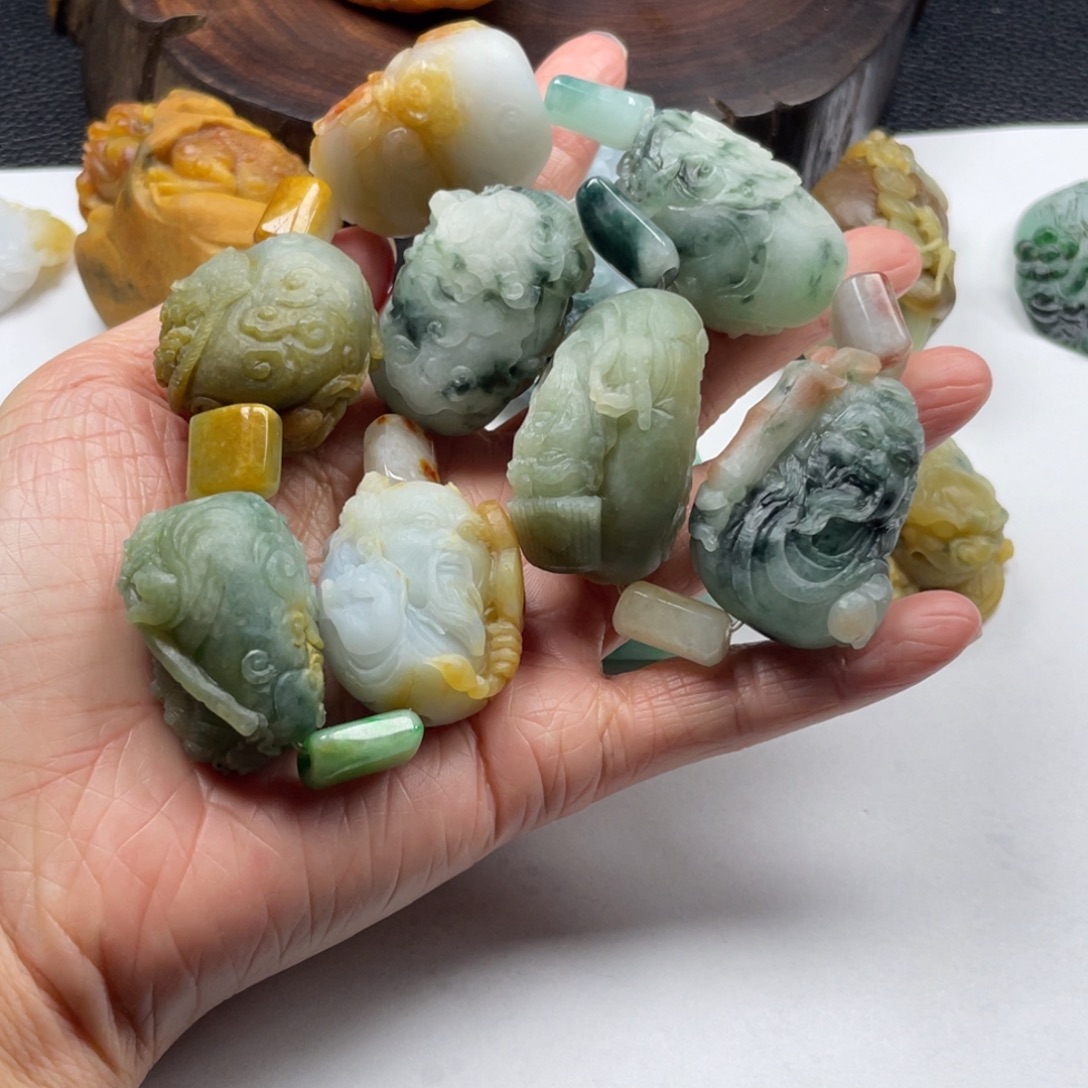 纯***炮定制翡翠未镶嵌八仙过海