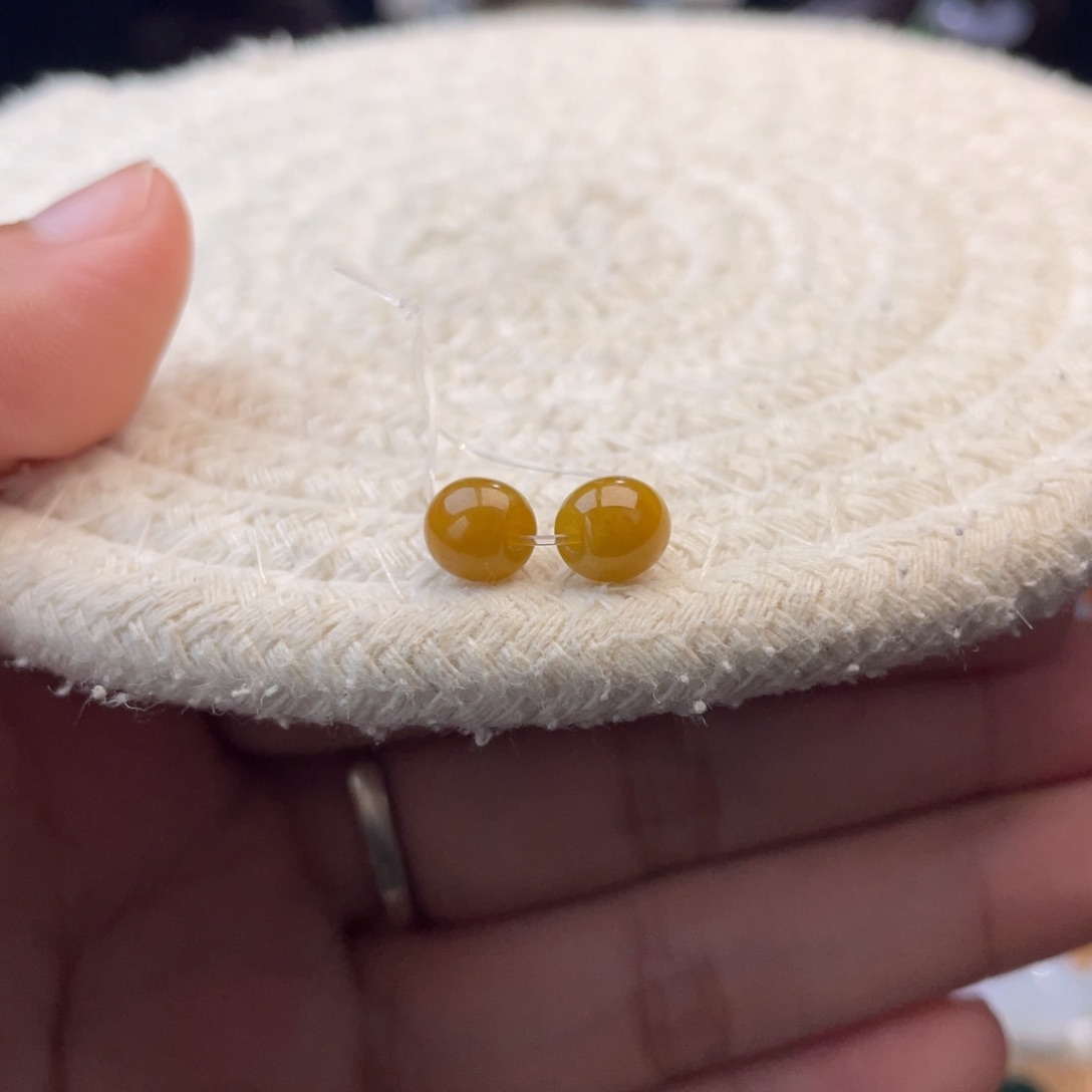 散珠翡翠特色黄翡小桶珠卡6➕一对发