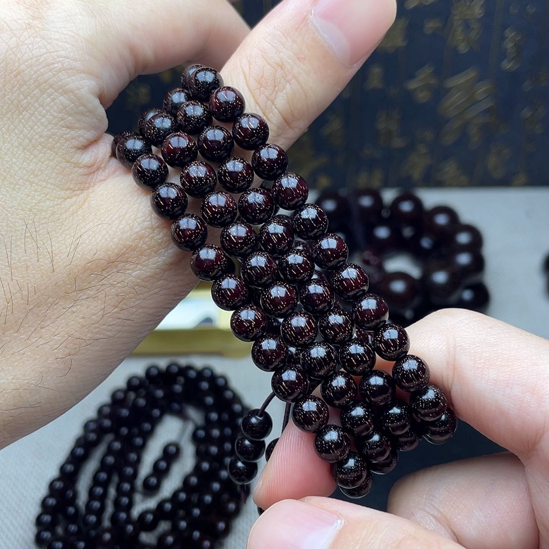 檀香紫檀（小叶紫檀）0.6 108颗 爆满金星