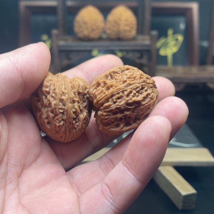 泰***0大叶紫檀（黑酸枝木类）