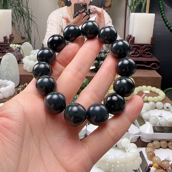 和田玉手链未镶嵌