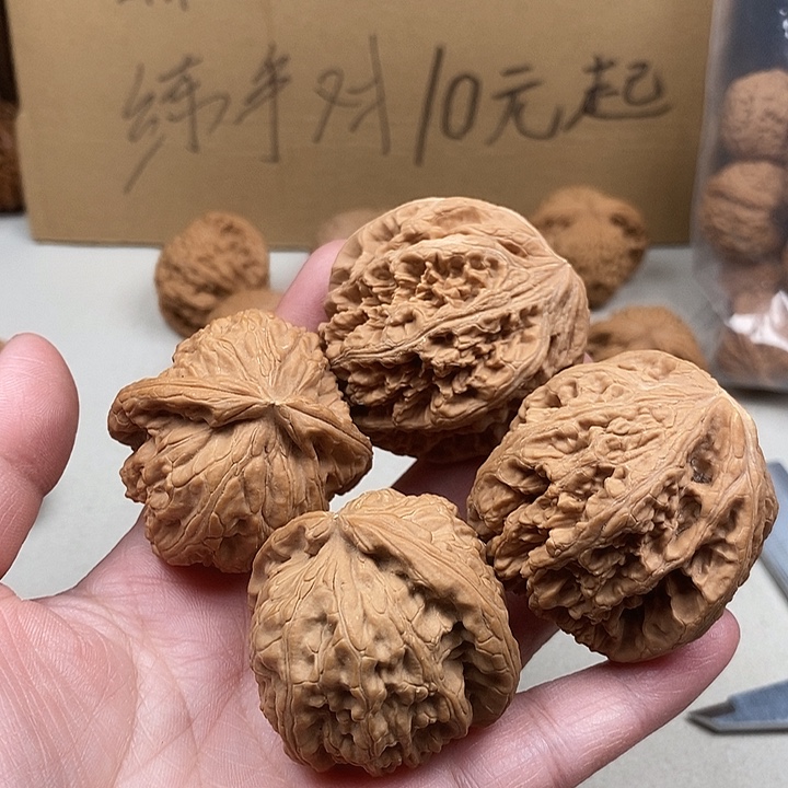 柚***爸龙脊菩提吊坠81.81.81.81