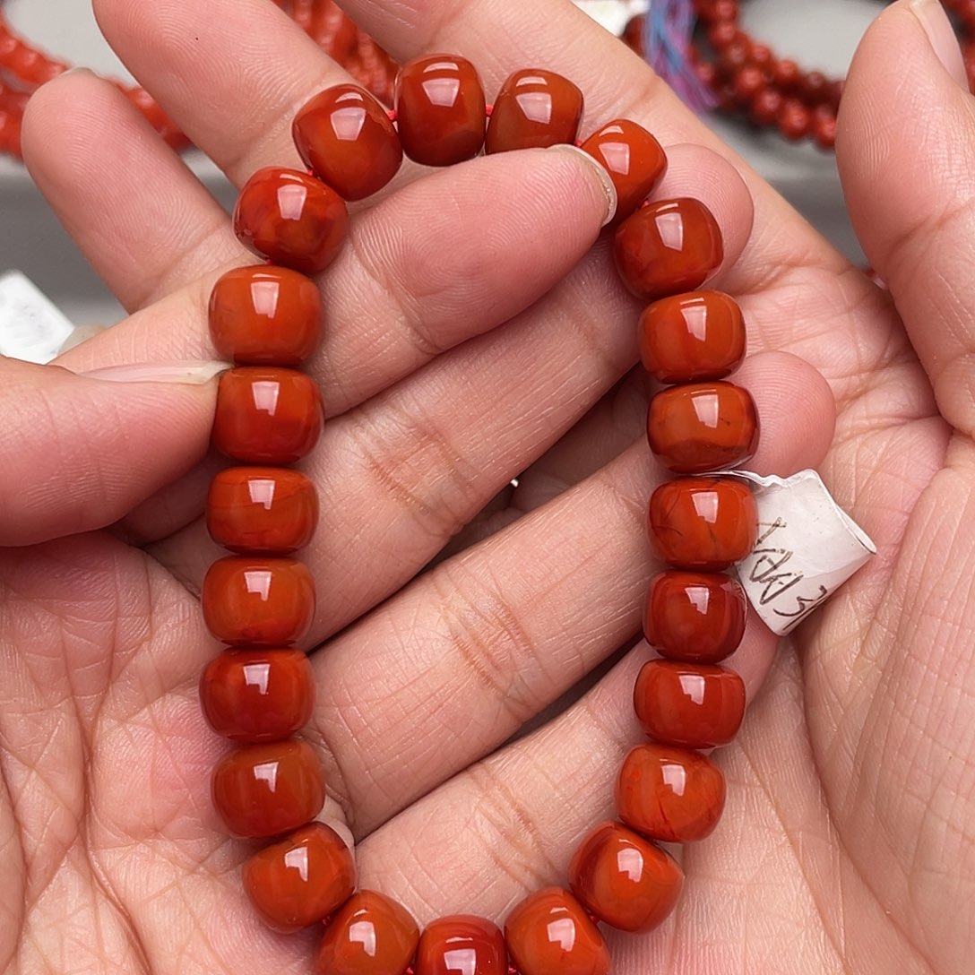 南红玛瑙项链未镶嵌