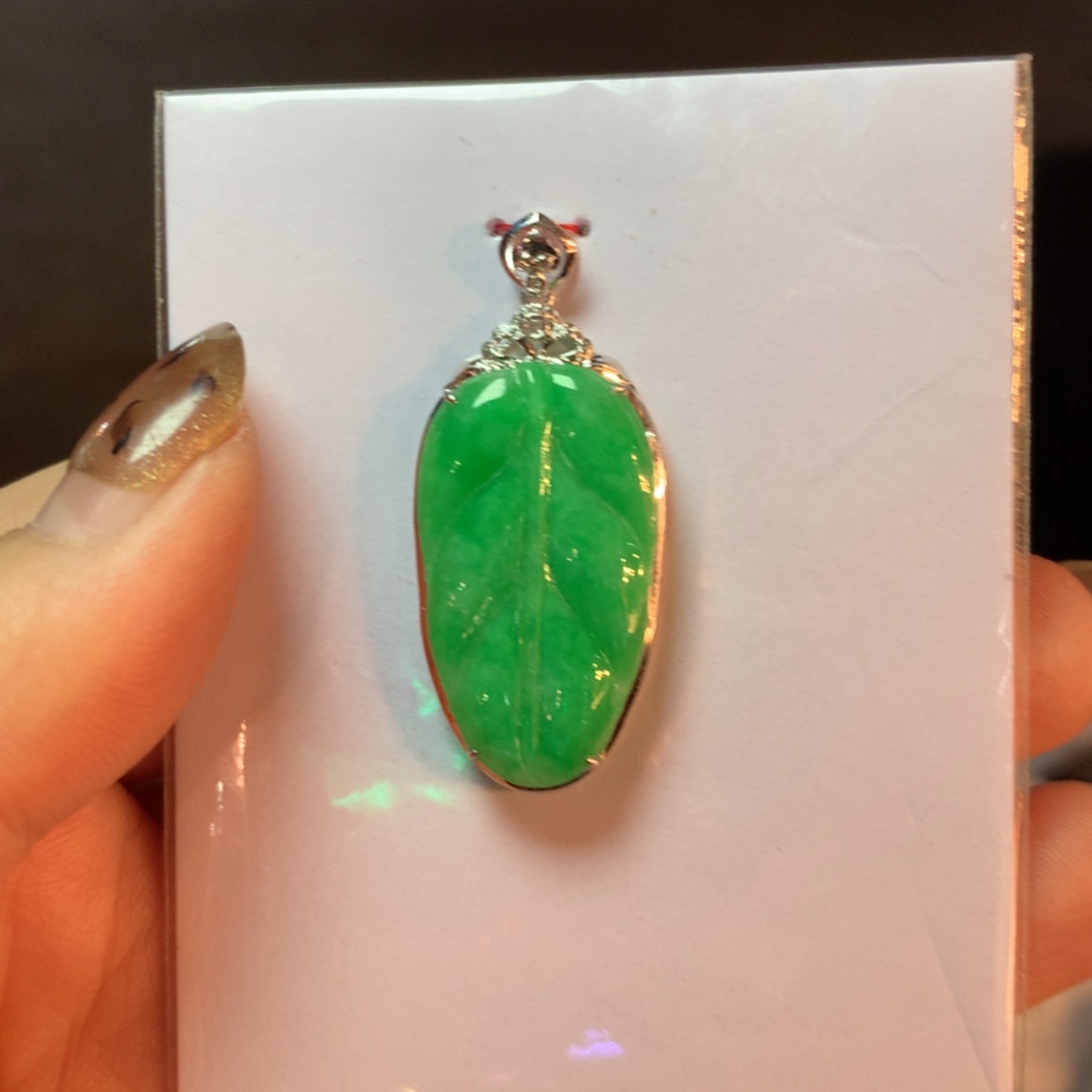 【闪购商品】翡翠颈饰18K金镶嵌暮*叶子