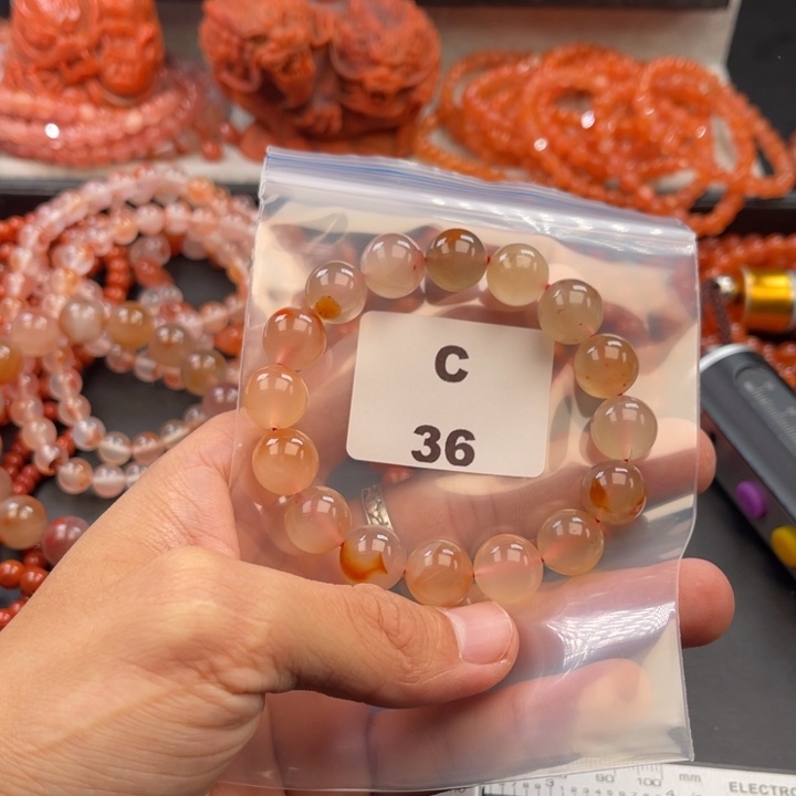 南红玛瑙未镶嵌多样性发货默认微瑕称重12mm