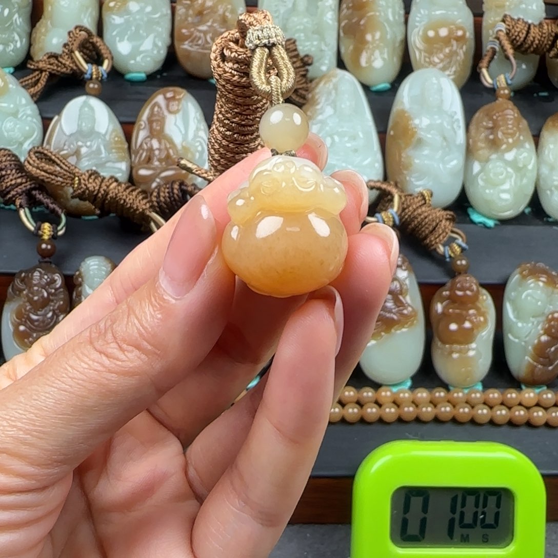 m***y和田玉未镶嵌挂件