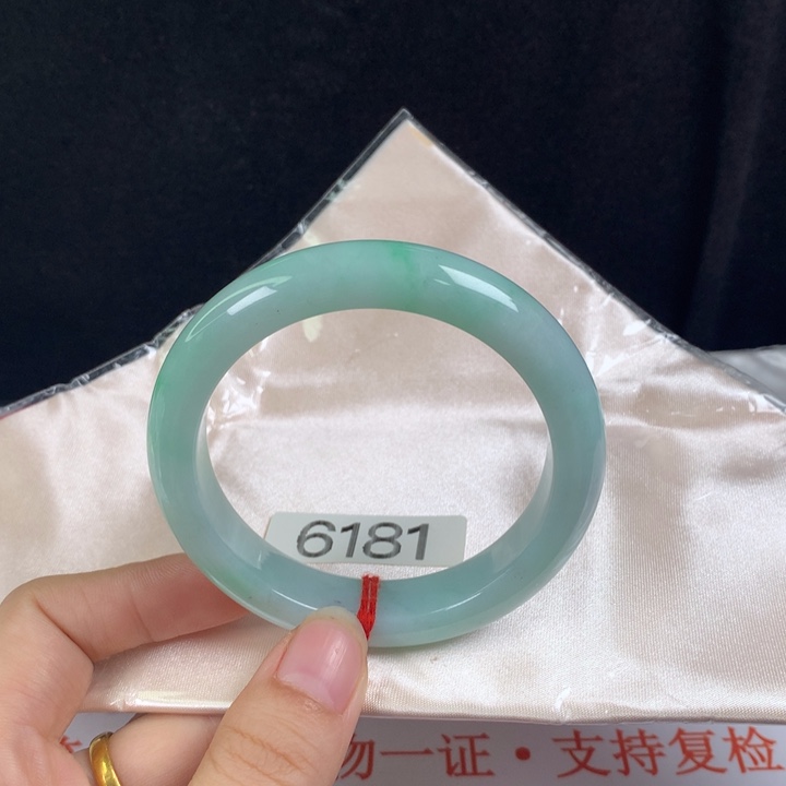 翡翠未镶嵌手镯56圈 细糯化满圈晴底 完整度高