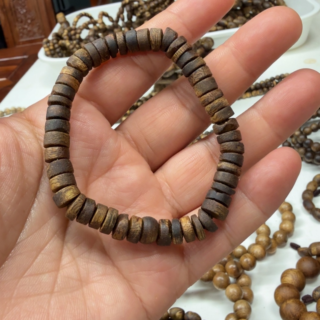 沉香碎屑沉香海南白棋4克➕碎屑多样性发