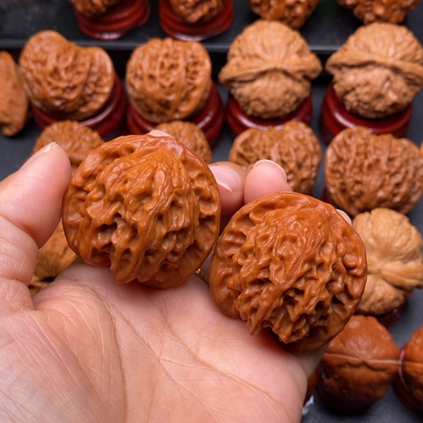 【闪购商品】文玩核桃把件40公子帽