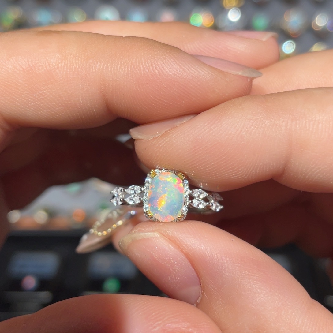 未镶嵌欧泊戒指戒指