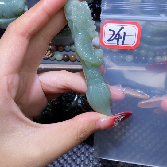 和田玉和田玉边角料随机发未镶嵌