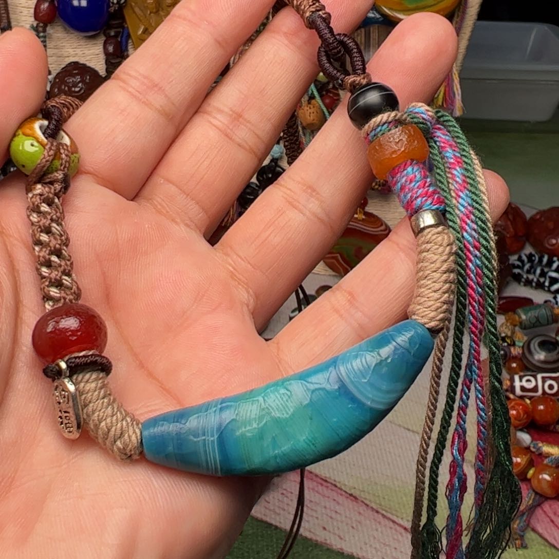 玛瑙/玉髓颈饰未镶嵌