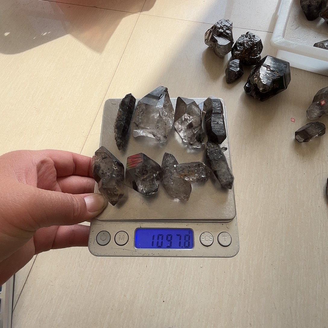 小***鱼未镶嵌水晶珠宝半成品