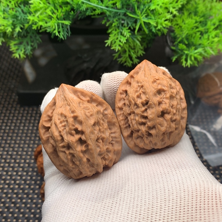 文玩核桃把件赤焰39