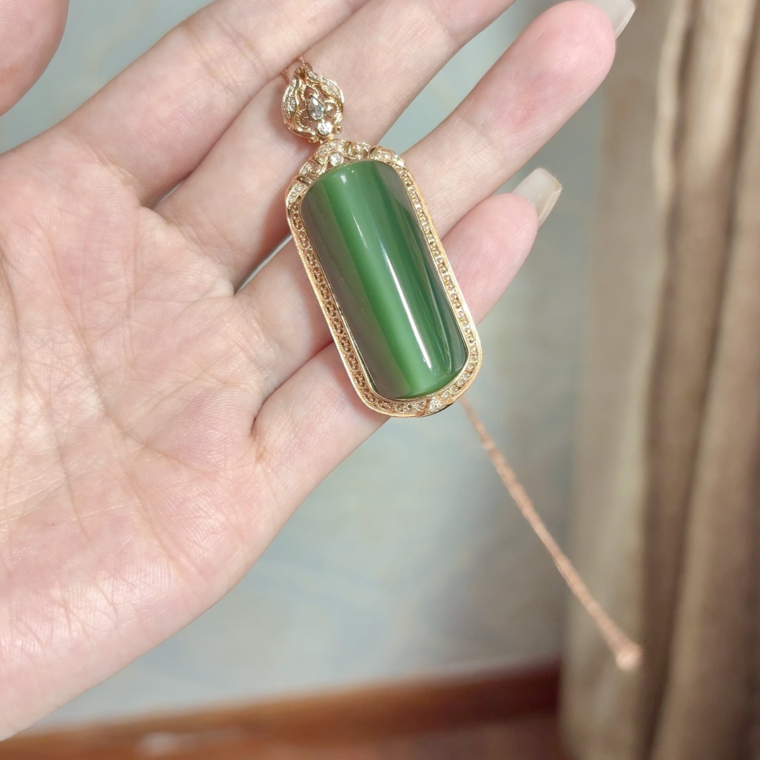 和田玉碧玉一线猫无事牌