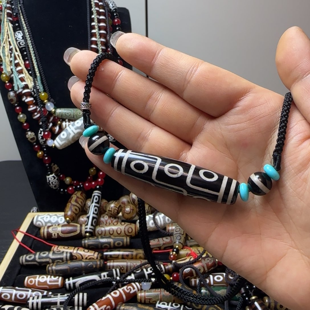 玛瑙/玉髓合金颈饰