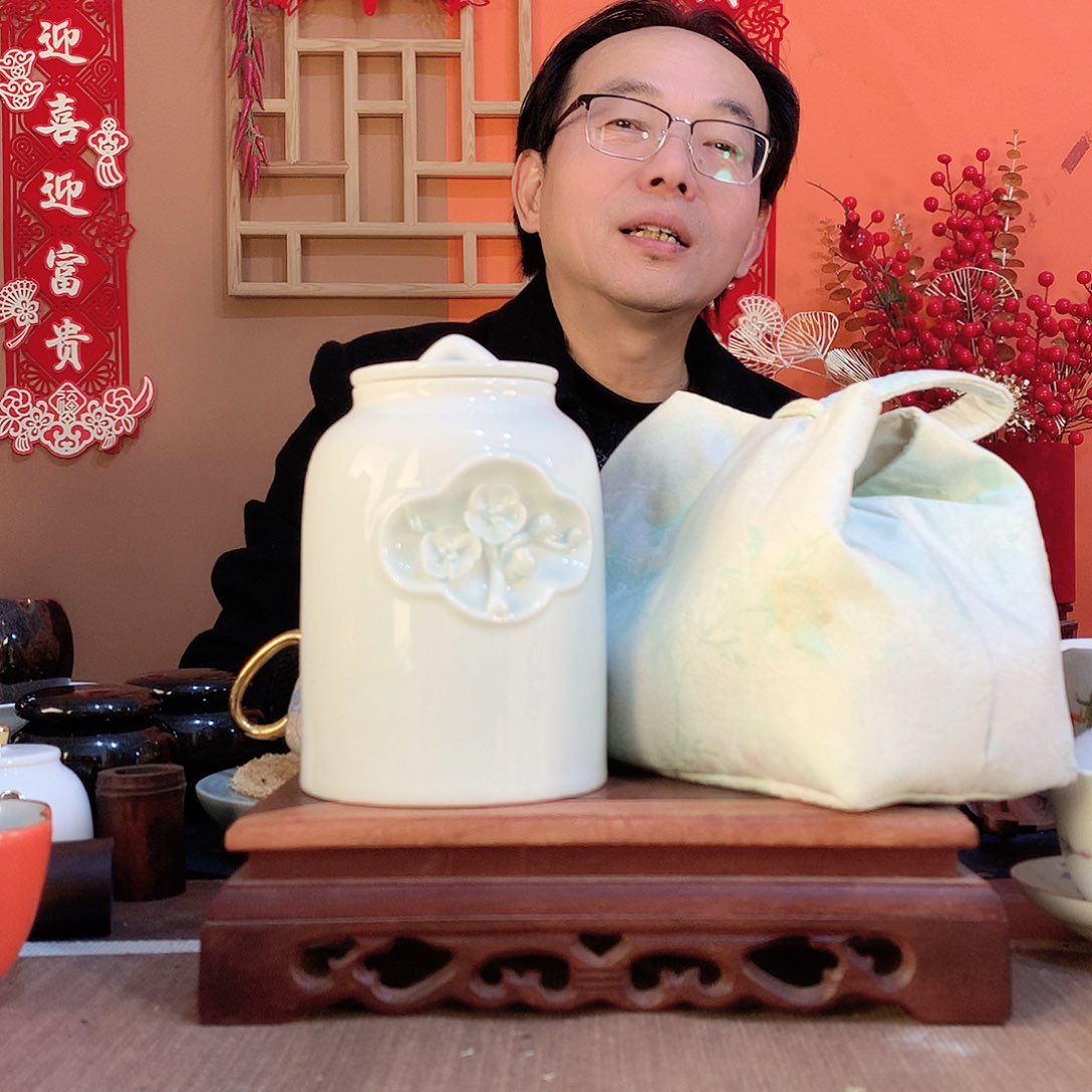 陶瓷244556677335677