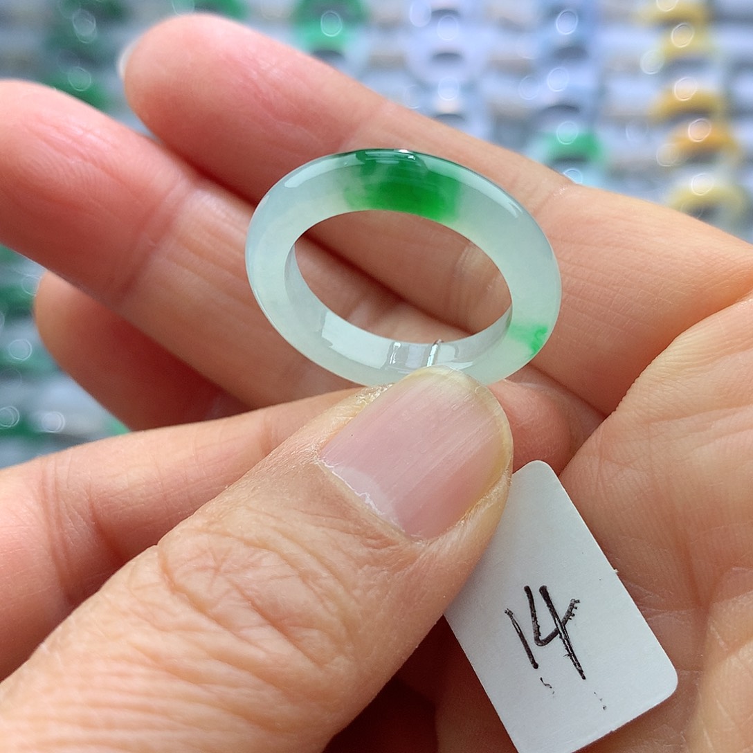 翡翠戒指未镶嵌14号