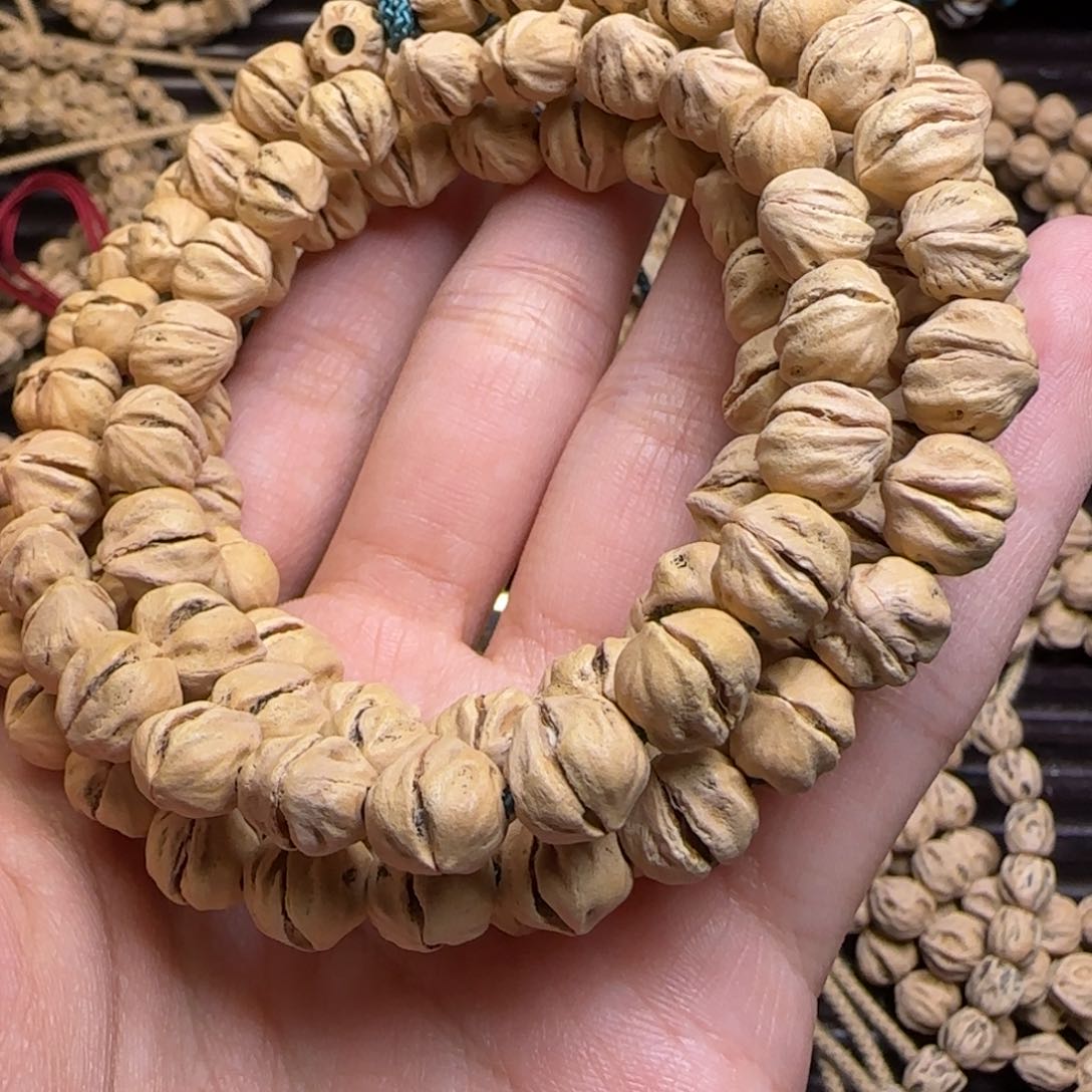 柏香籽/百香籽吊坠?****