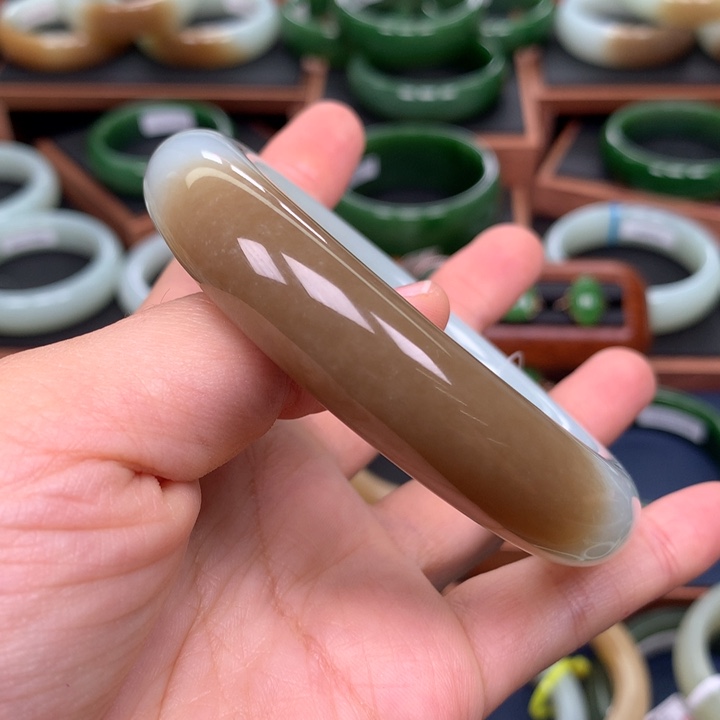 和田玉手镯6162圈口未镶嵌