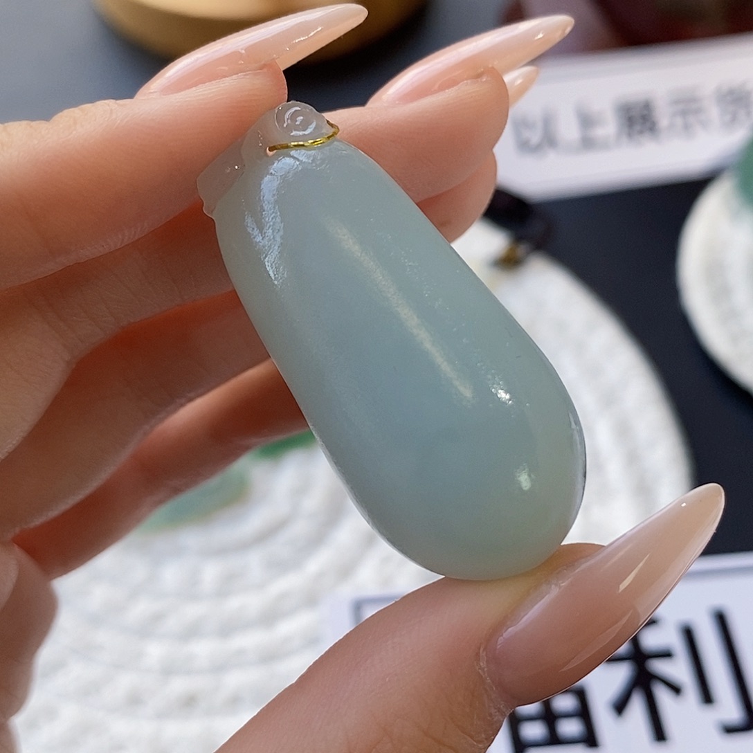 未镶嵌定制翡翠未镶嵌定制翡翠