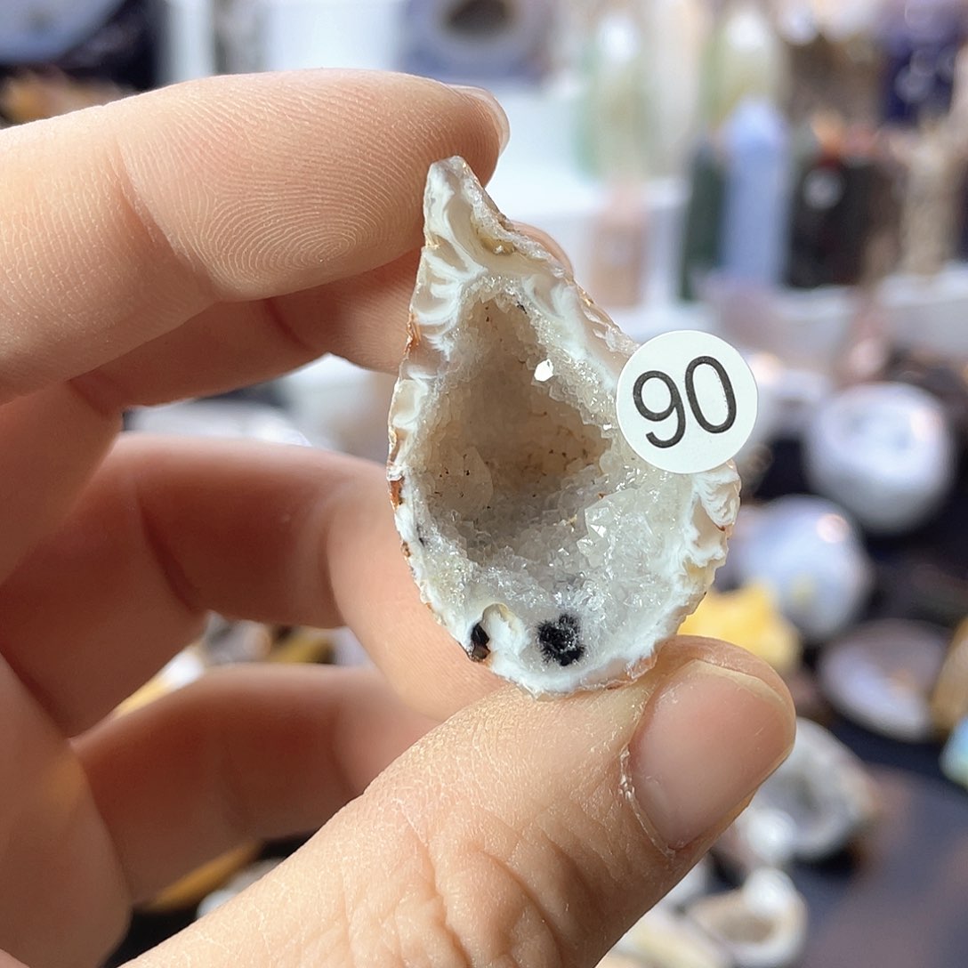 水晶缠丝晶洞未镶嵌