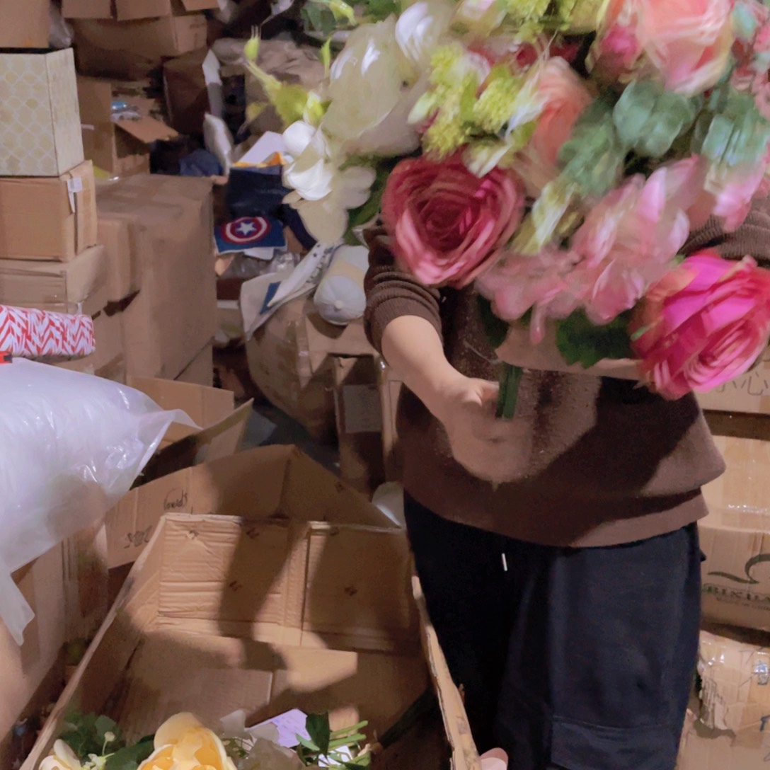 陶瓷花瓶，部分微瑕