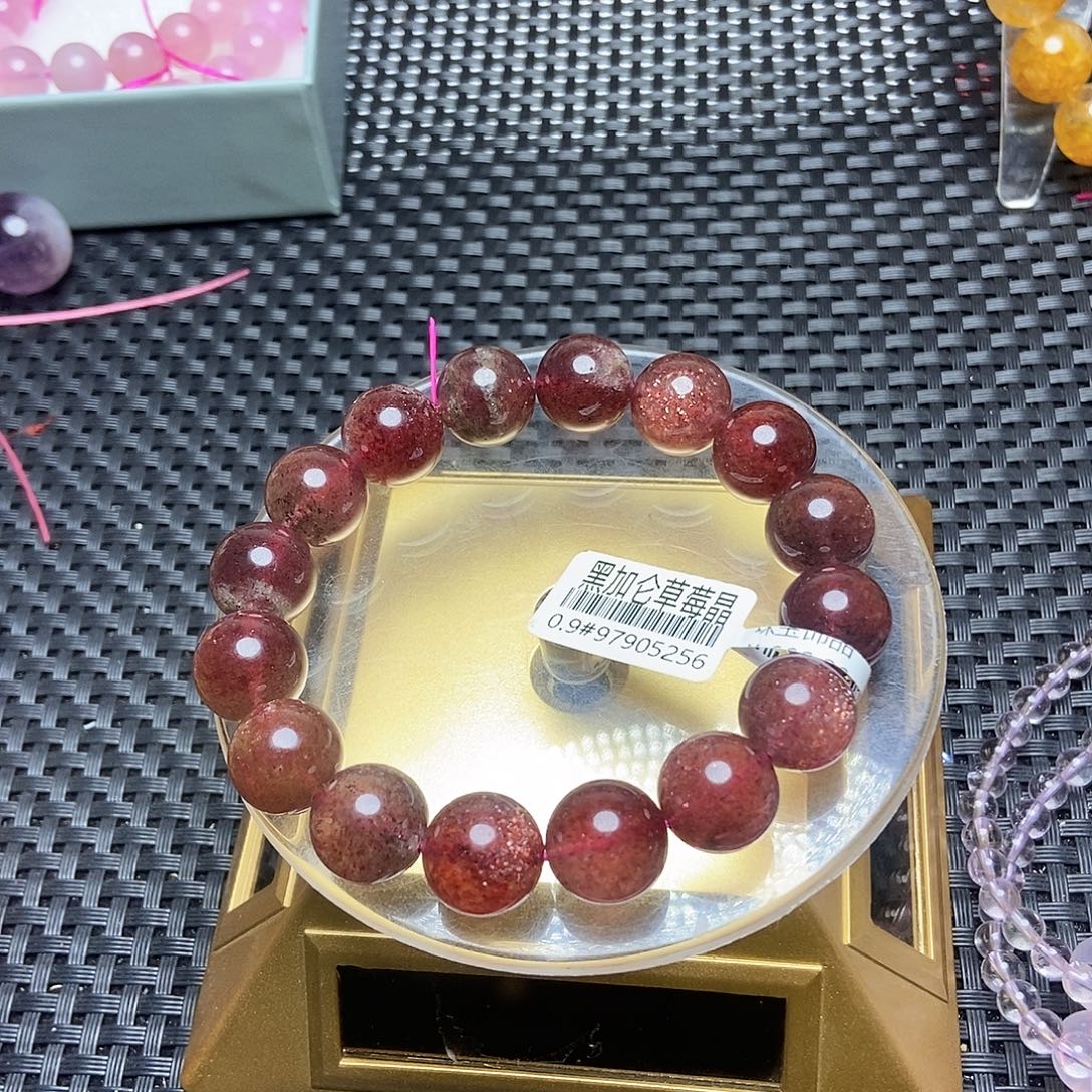 未镶嵌烟晶手链卡12