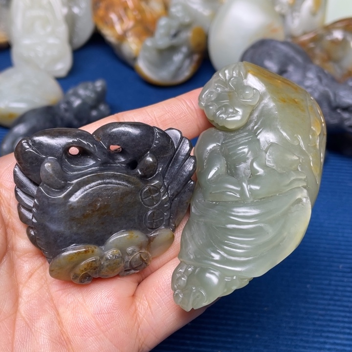 颈饰未镶嵌和田玉良*厚