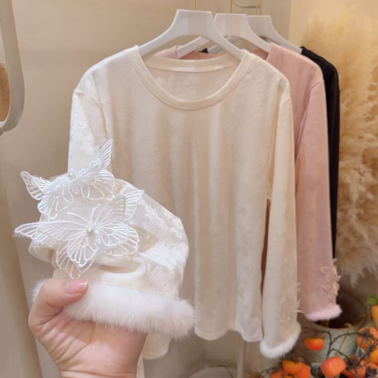 胖胖家*1107新款拉绒蝴蝶国风弹力打底衫