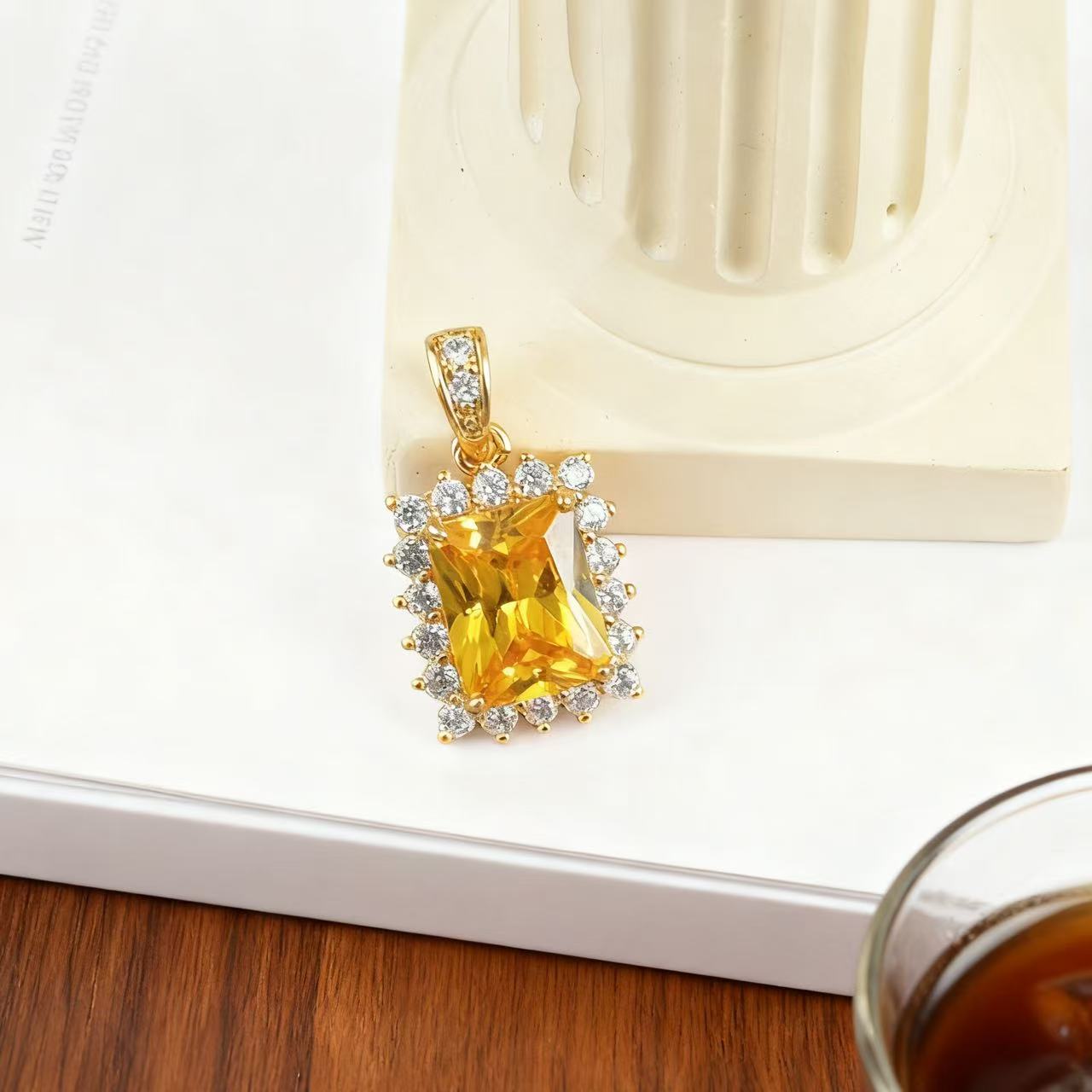 天然南非钻石黄吊坠方糖款-lx0111-1