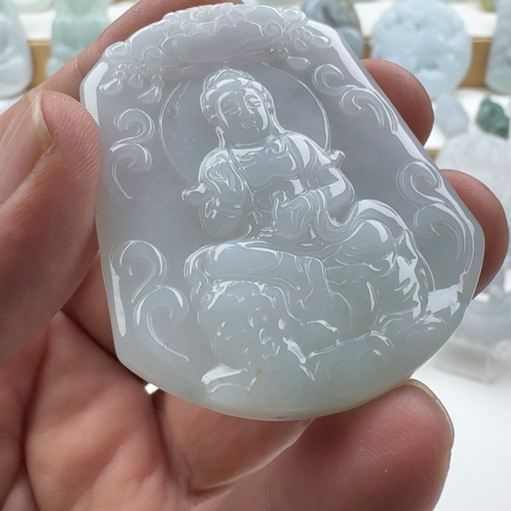 翡翠未镶嵌颈饰天然缅甸A货翡翠